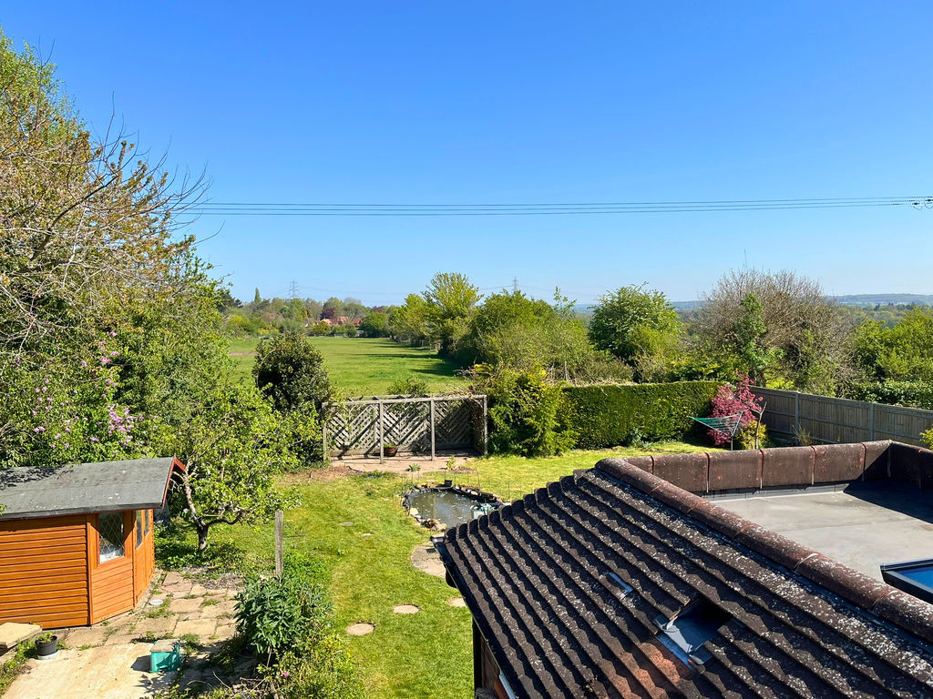 Emery Acres Upper Basildon